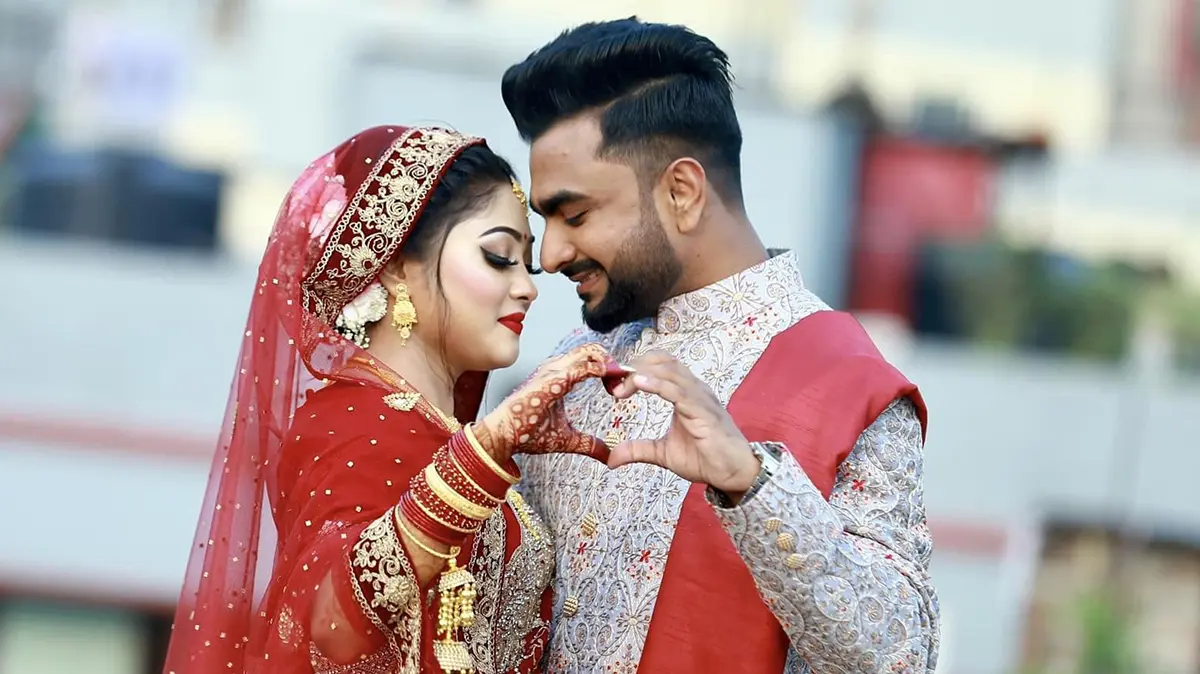 Celebrated Singer Imran Mahmudul Ties the Knot with Meher Ayat Zarin