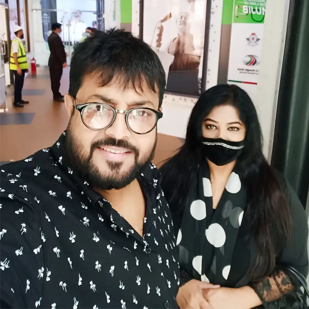 Sani-Moushumi Head for Dubai as Guests for a Festival